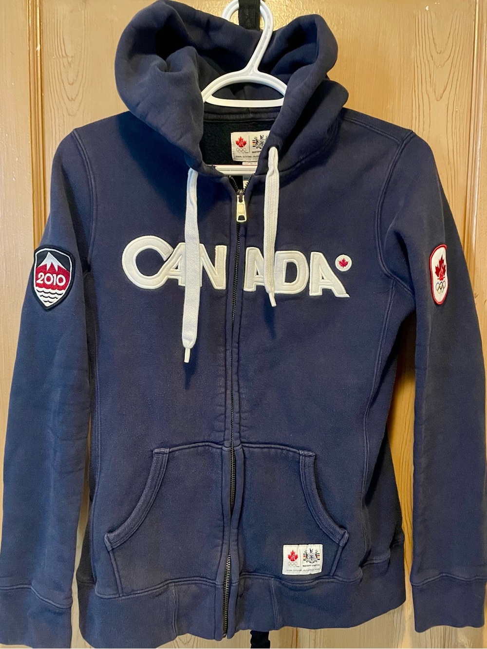 Official Hudson's Bay Vancouver 2010 Olympic Team Canada Full-Zip Hoodie